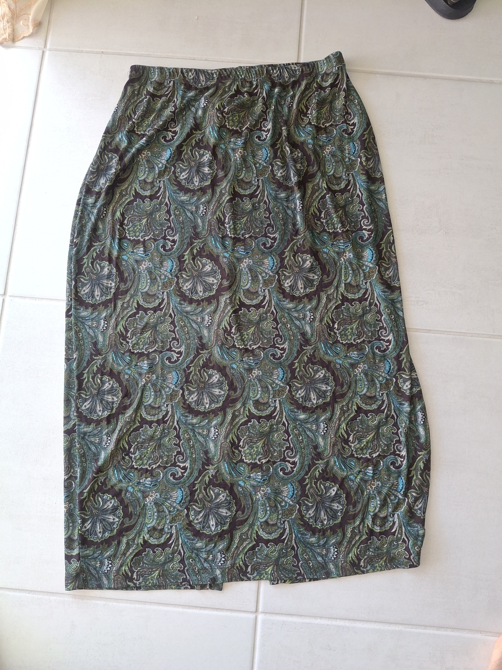 Byer California Green Paisley Maxi Skirt with Teal Accents